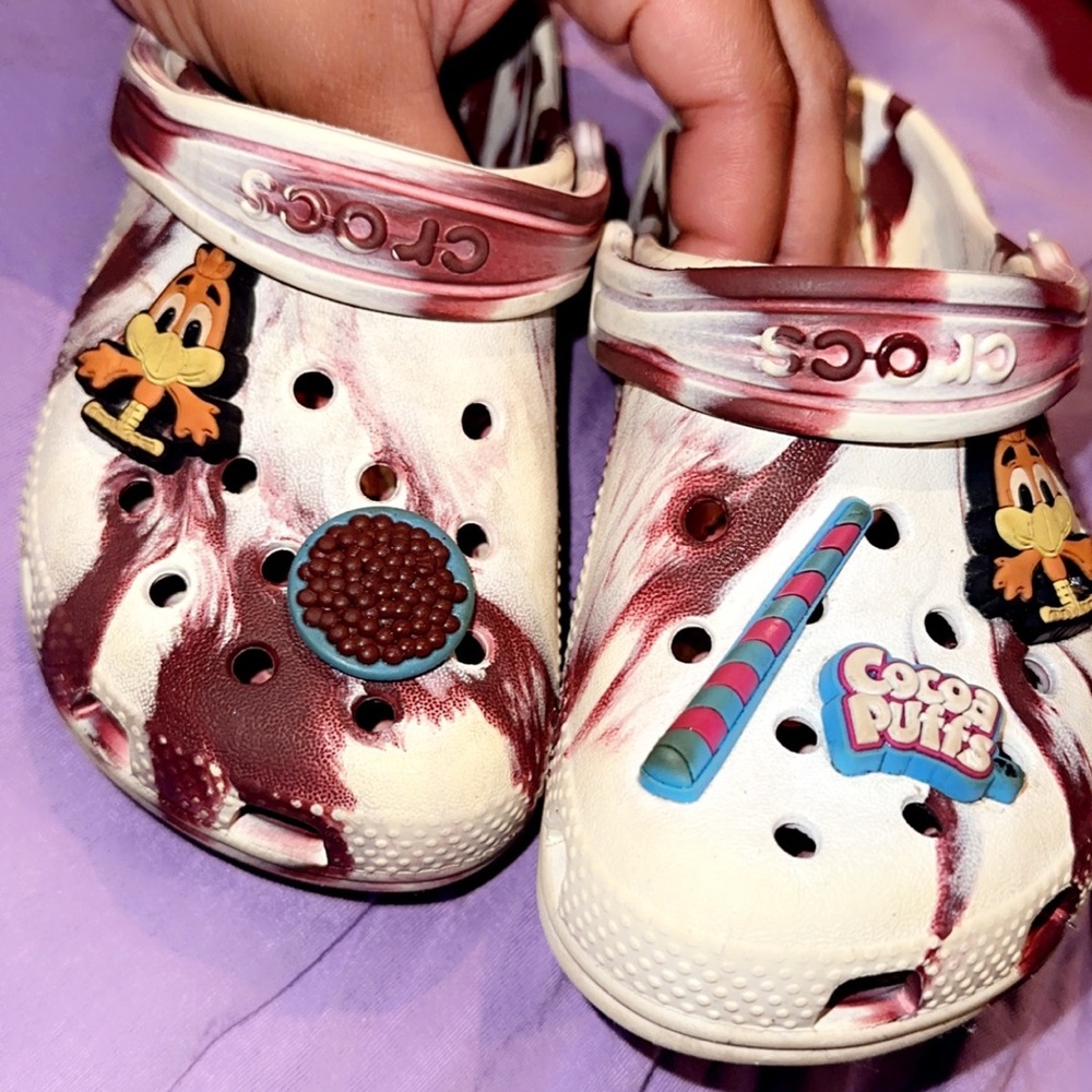 Crocs Cocoa Puffs Classic Clog 🤎  SOLD